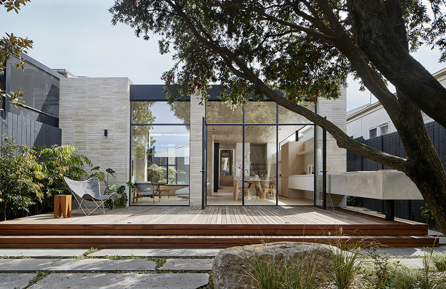 Revitalizing Clifton Hill: Courtyard House Renovation and Extension