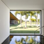 Contemporary Family Retreat: Boa Vista VIII Residence in Brazil-Sheet10