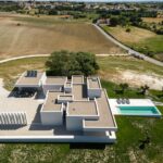 Crafting a Unique Dwelling: Casa Na Romeira in Portugal-Sheet5