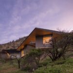 Harmonizing Architecture and Landscape: The Chamisero House in Colina, Chile-Sheet14