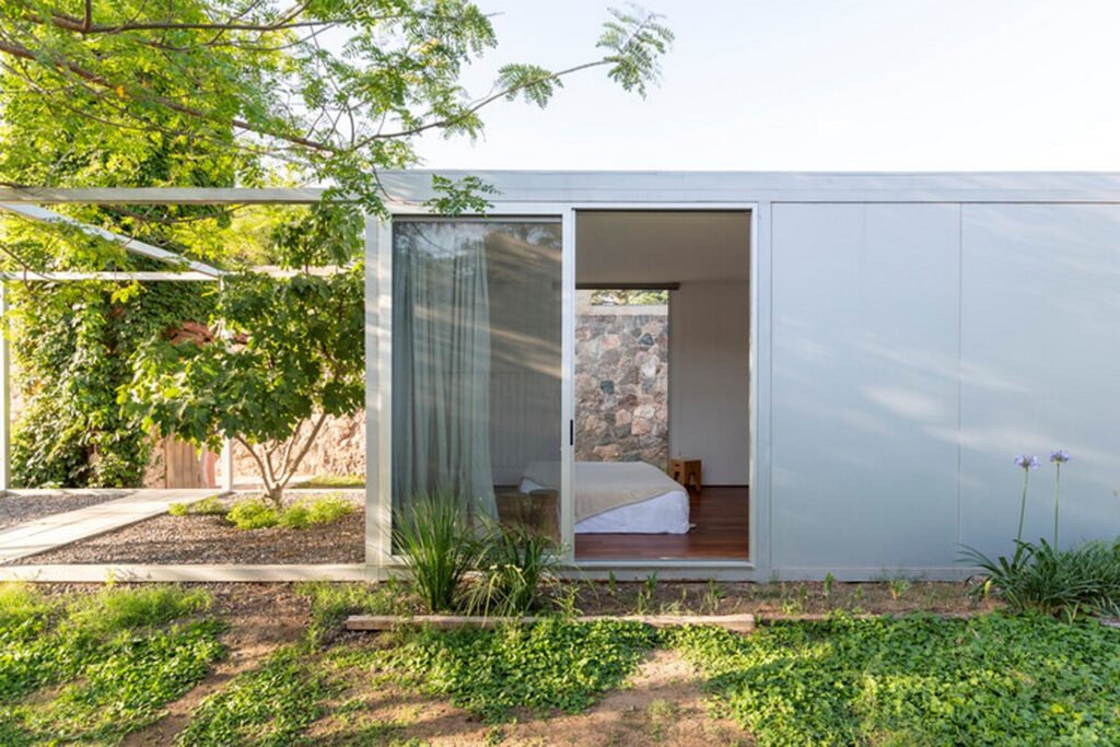 Harmonizing Architecture with Nature: The 3x3x3 Pavilion in Córdoba, Argentina-Sheet11